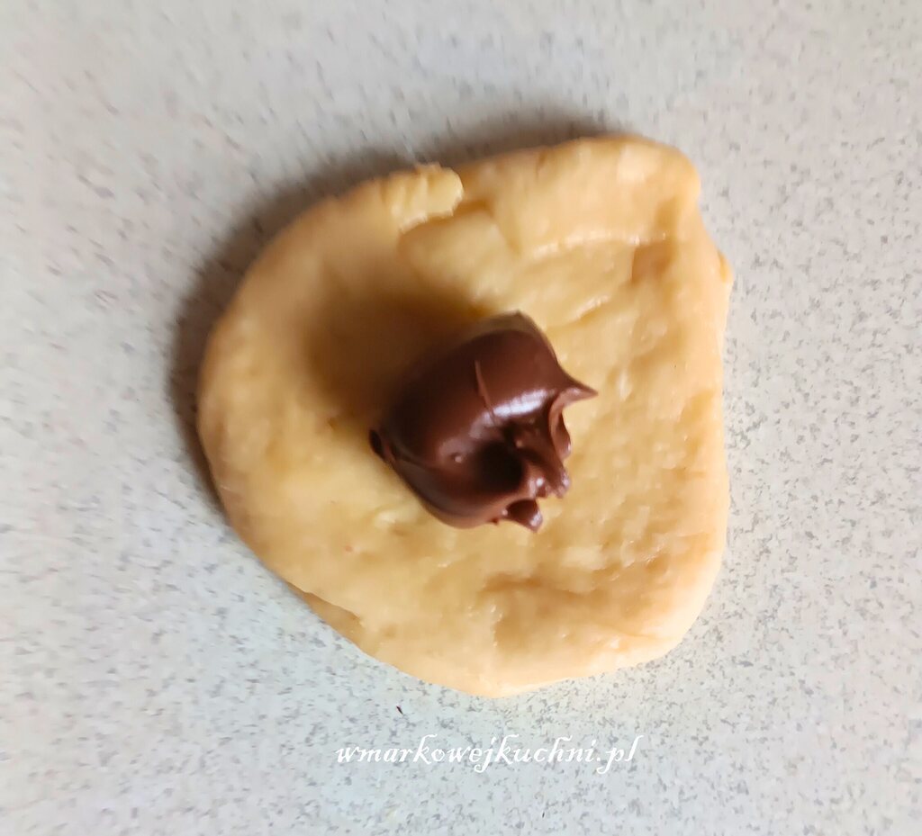 Nadziewanie nutellą