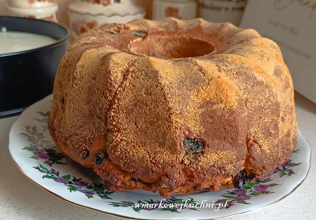 Upieczona babka parzona