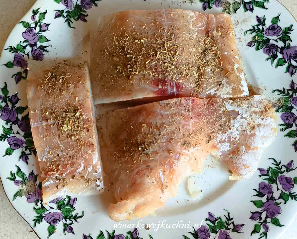 Przyprawiony filet ryby